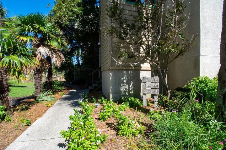 Property Grounds 22 of 39