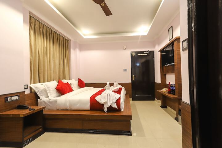 Room 25 of 65