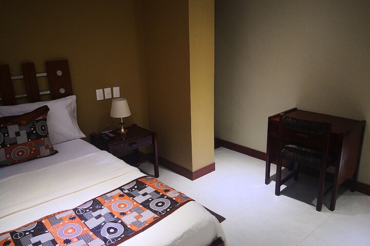 Room 13 of 43