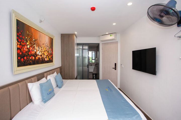 Room 59 of 75
