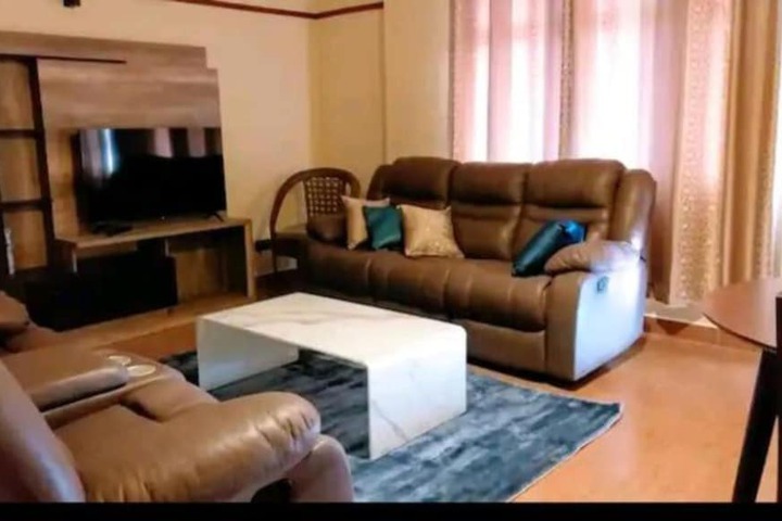 Room 4 of 14