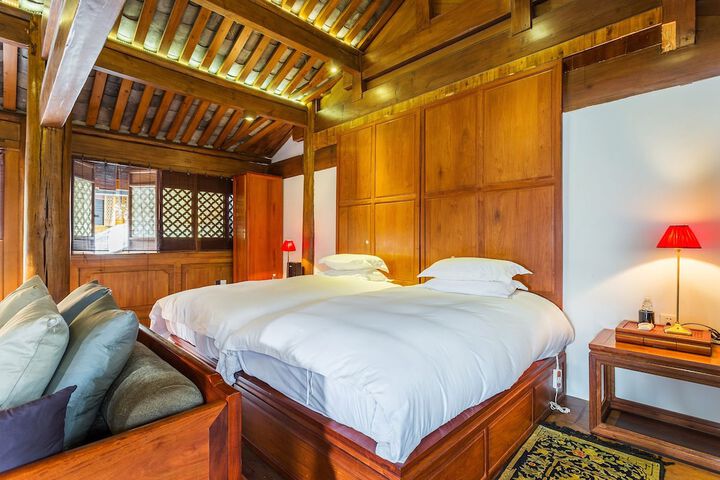 Room 40 of 73