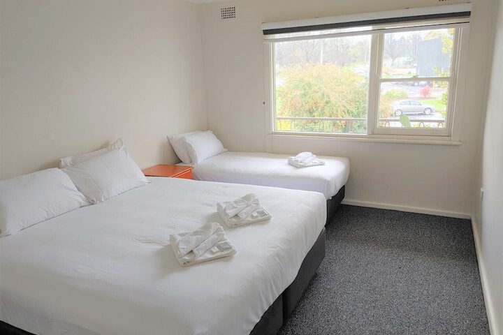 Room 17 of 99