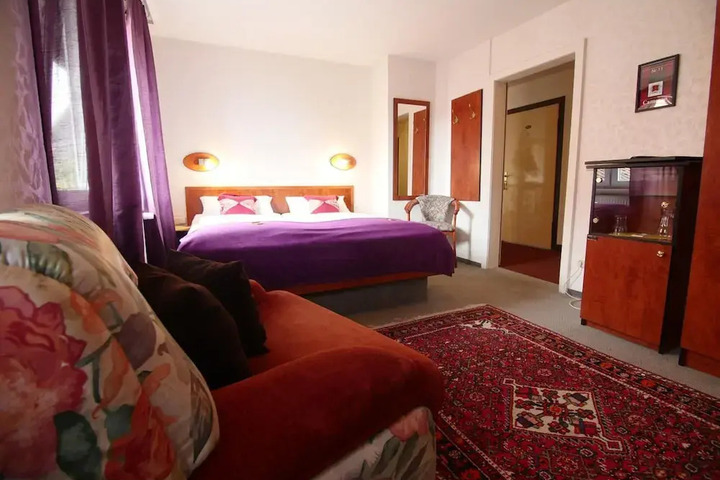 Photo 5