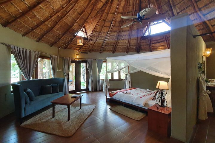 Room 5 of 28