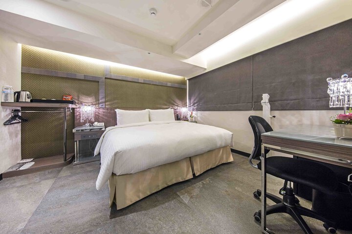 Room 20 of 60
