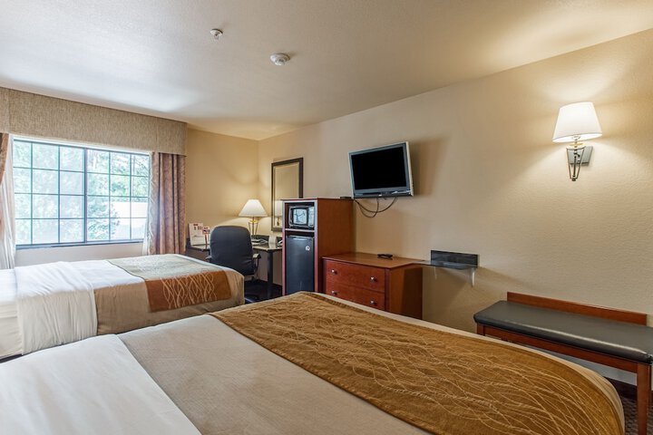 Room 10 of 56