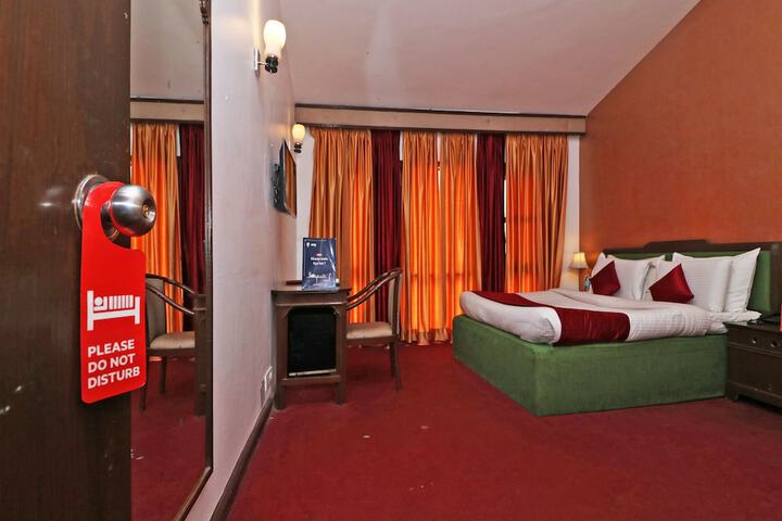 Room 18 of 22