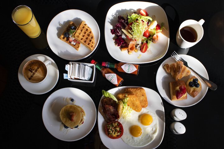 Breakfast/Coffee Service 38 of 55