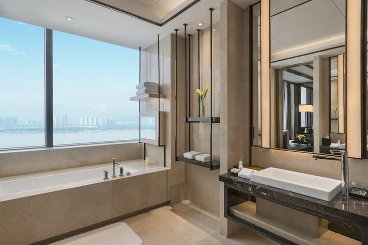 Clean Restrooms