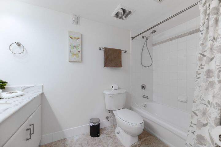 Room 2 of 31