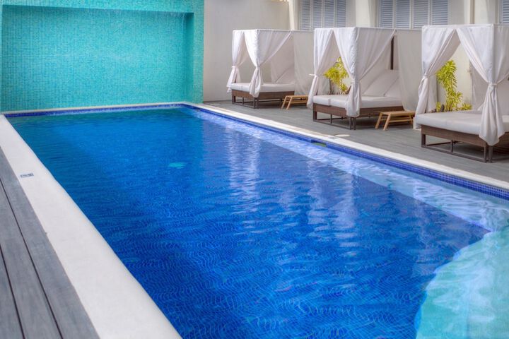 Pool 52 of 110