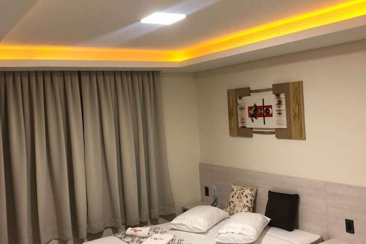 Room 11 of 39