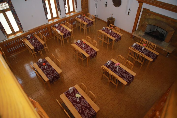 Dining 59 of 91