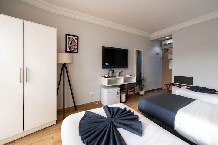 Room 20 of 85