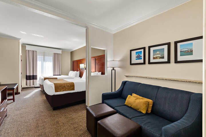 Room 34 of 52