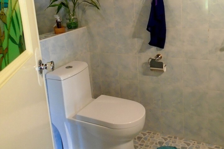 Room 46 of 77