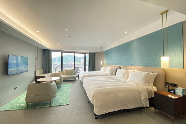 Room 40 of 83