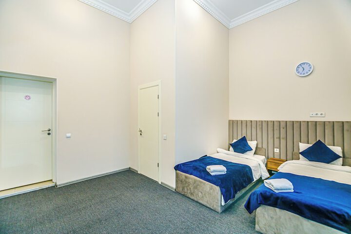 Room 41 of 79
