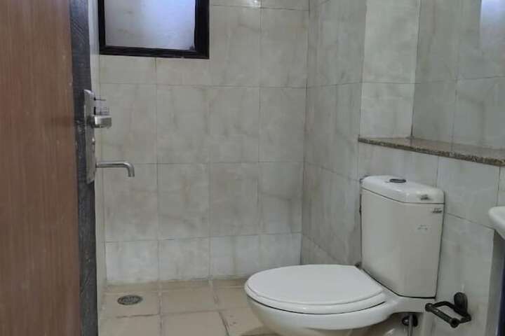 Room 14 of 17