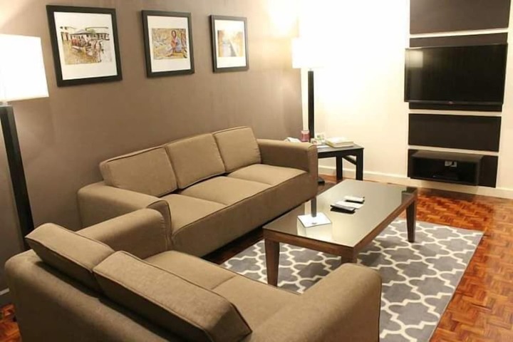 Room 33 of 49