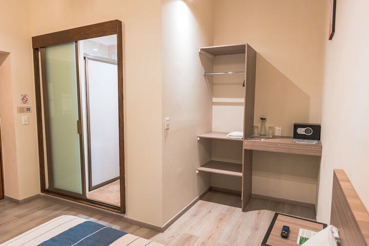 Room 20 of 73