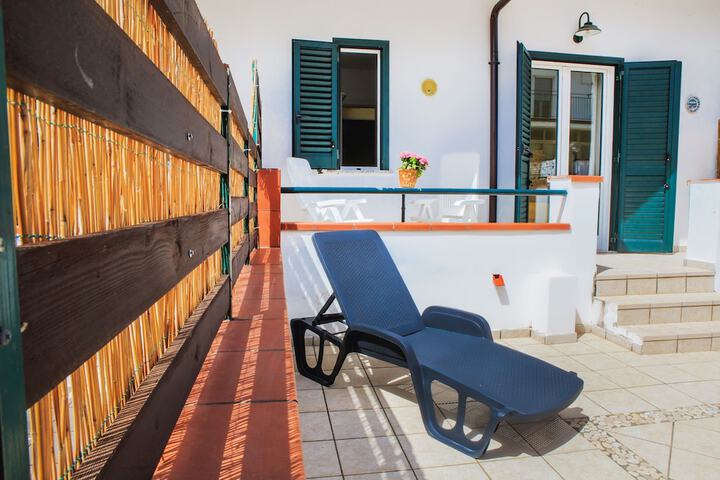 Terrace/Patio 23 of 64