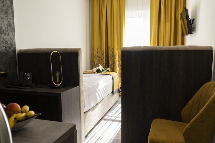 Room 47 of 70