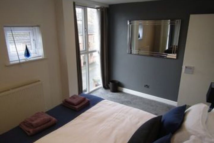 Room 13 of 21