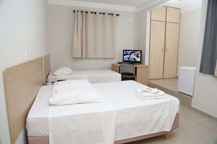 Room 7 of 38