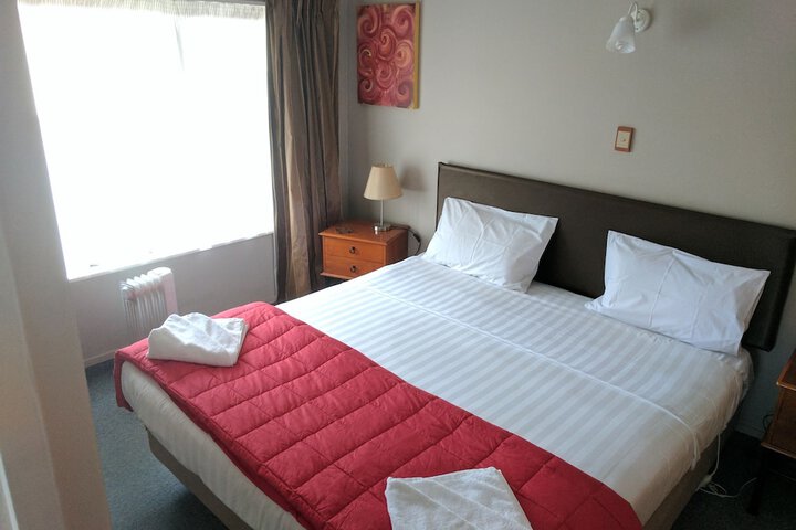 Room 8 of 52