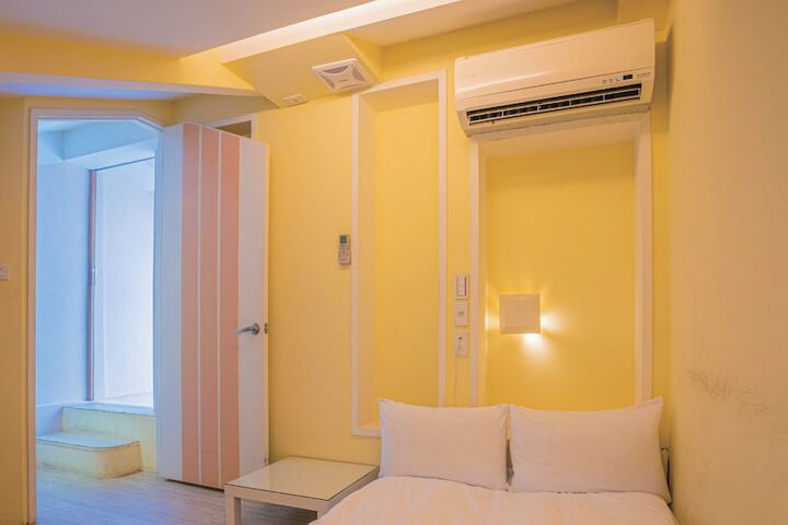 Room 77 of 263