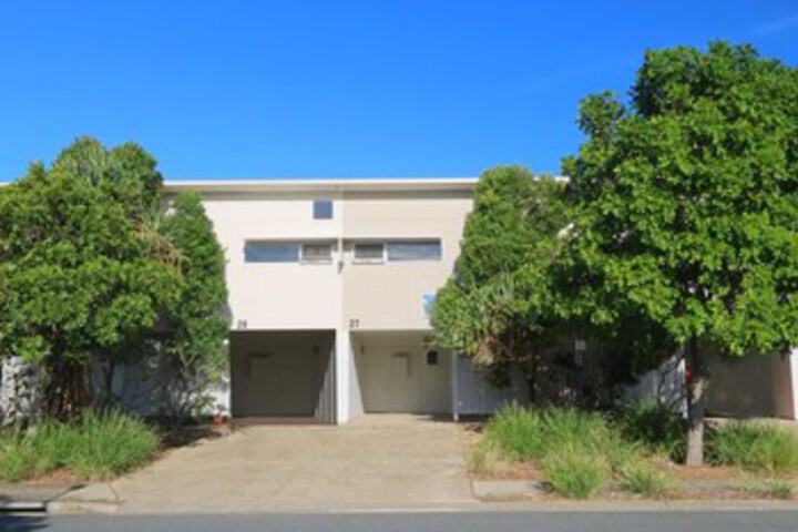 Property Grounds 18 of 23