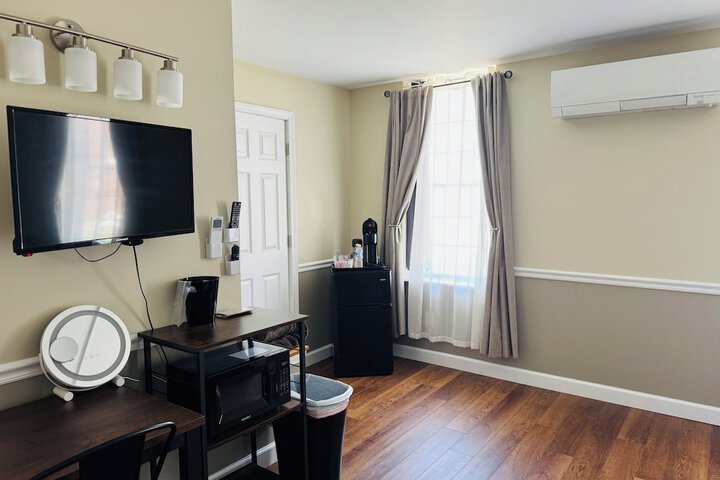 Room 34 of 58