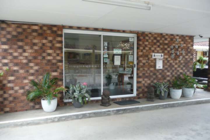 Check-in/check-out kiosk