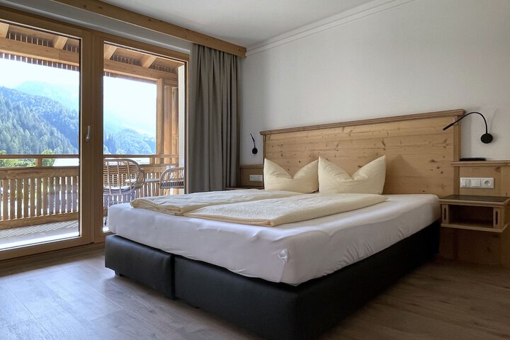 Room 14 of 62