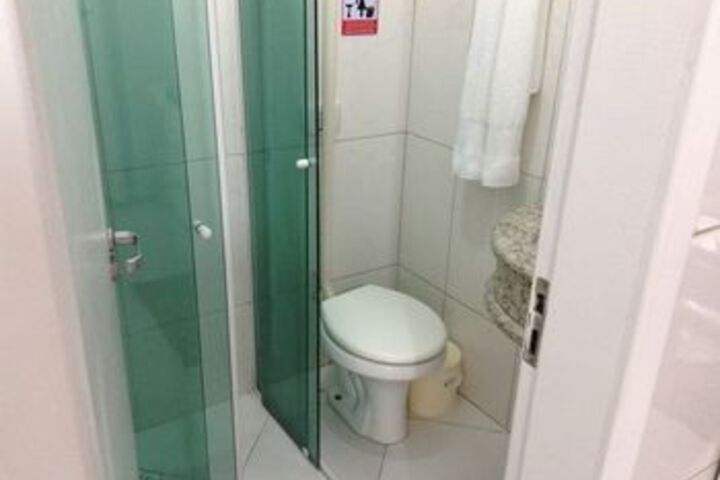 Room 5 of 60