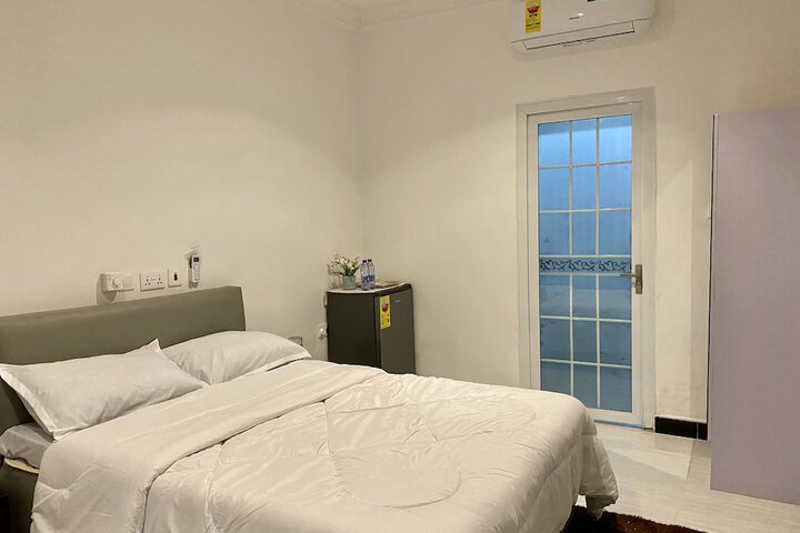 Room 40 of 77