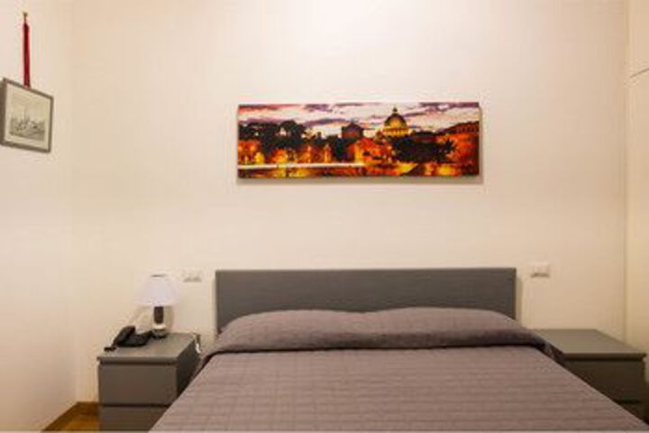 Room 10 of 25