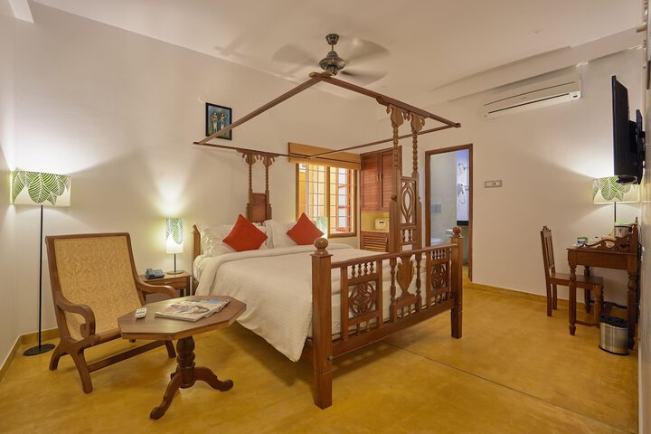 Room 5 of 31