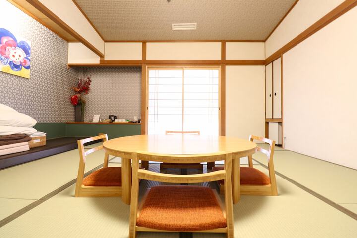 Room 26 of 51