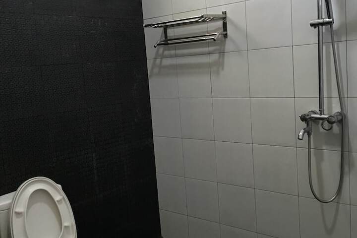 Room 18 of 42