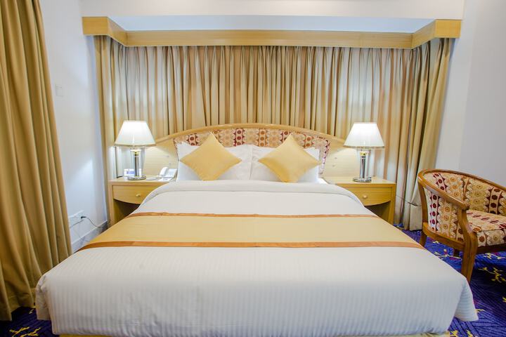 Room 7 of 46
