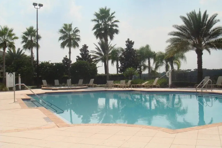Pool 6 of 12