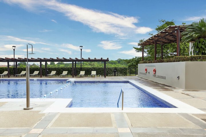 Pool 35 of 68