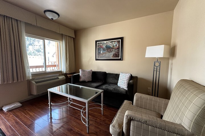 Room 21 of 42
