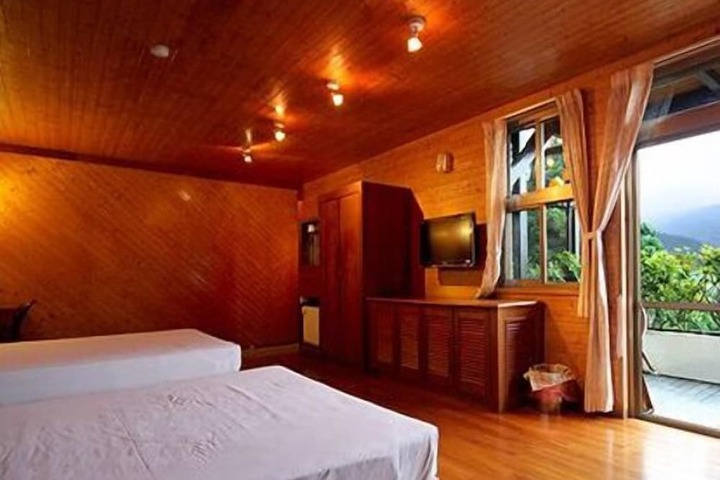 Room 23 of 42