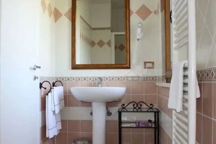 Photo 23