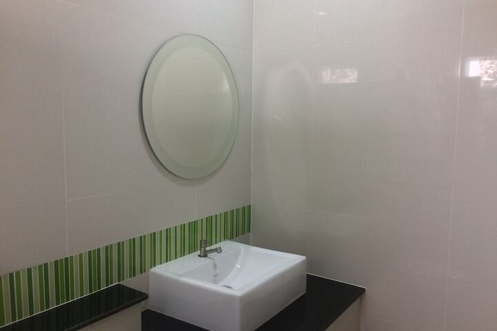 Room 14 of 20