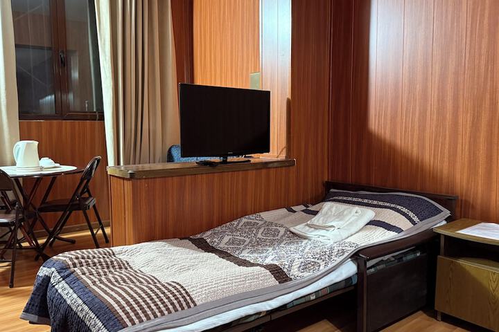Room 7 of 36